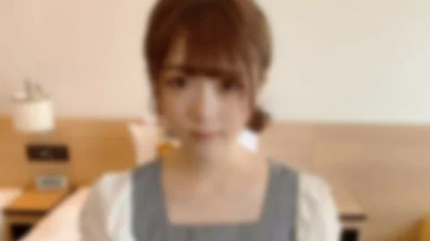 FC2-PPV-2050468 An 18-year-old former underground idol who has been unofficially decided to be a local idol. Enjoy the fair-skinned body that is too beautiful and the mature beautiful breasts again. After a large amount of squirting while gazing at the sc