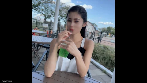 FC2-PPV-3997944 The first round of success! Limited quantity reached! An oriental beauty with four rays of sunlight, living in a sea of ​​passion. Reminiscences of the personal experiences of the former Wagakuni students who left the school… A forei